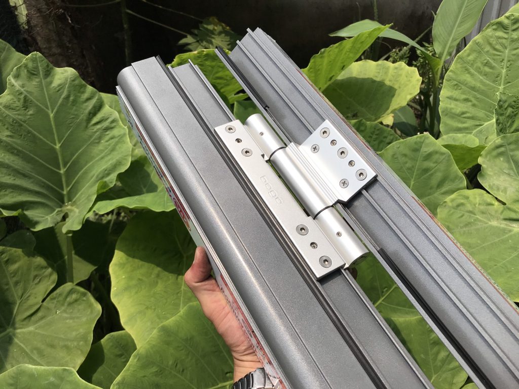 bản lề 4d