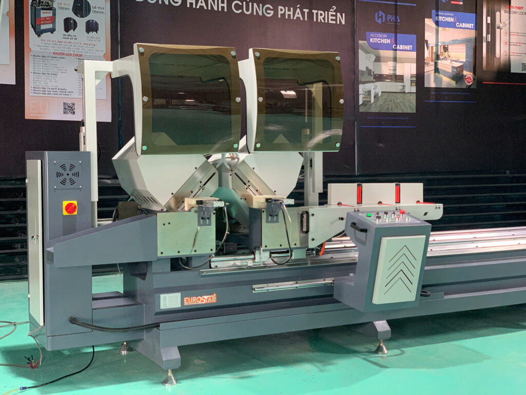 Công suất máy cắt nhôm 2 đầu 08