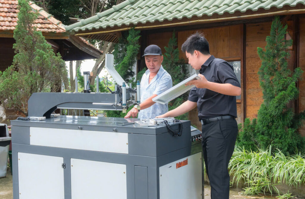 giới thiệu về dòng máy cắt nhôm tấm 4 trong 1 mới