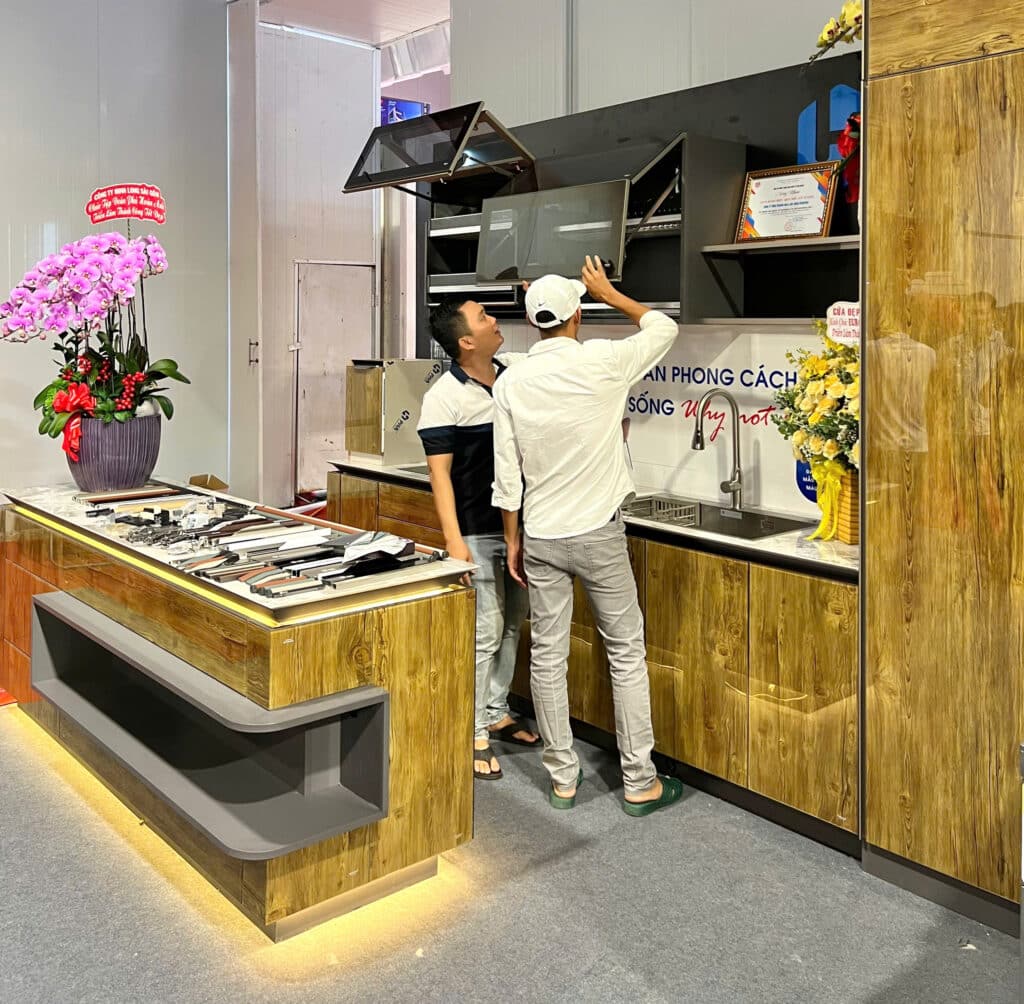 tham quan tủ mẫu nhôm nội thất PHA mới